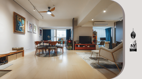 2024 TITAN銀獎作品 ! 北光設計 牆上掛著的畫作和隨意擺放的裝飾品 講述著家的主人的品味和故事